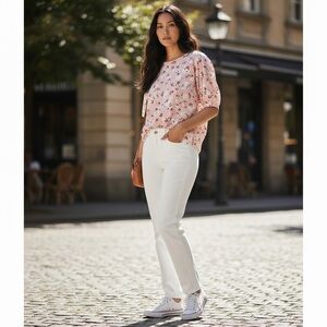 Chico's Women's White Straight Leg Jeans